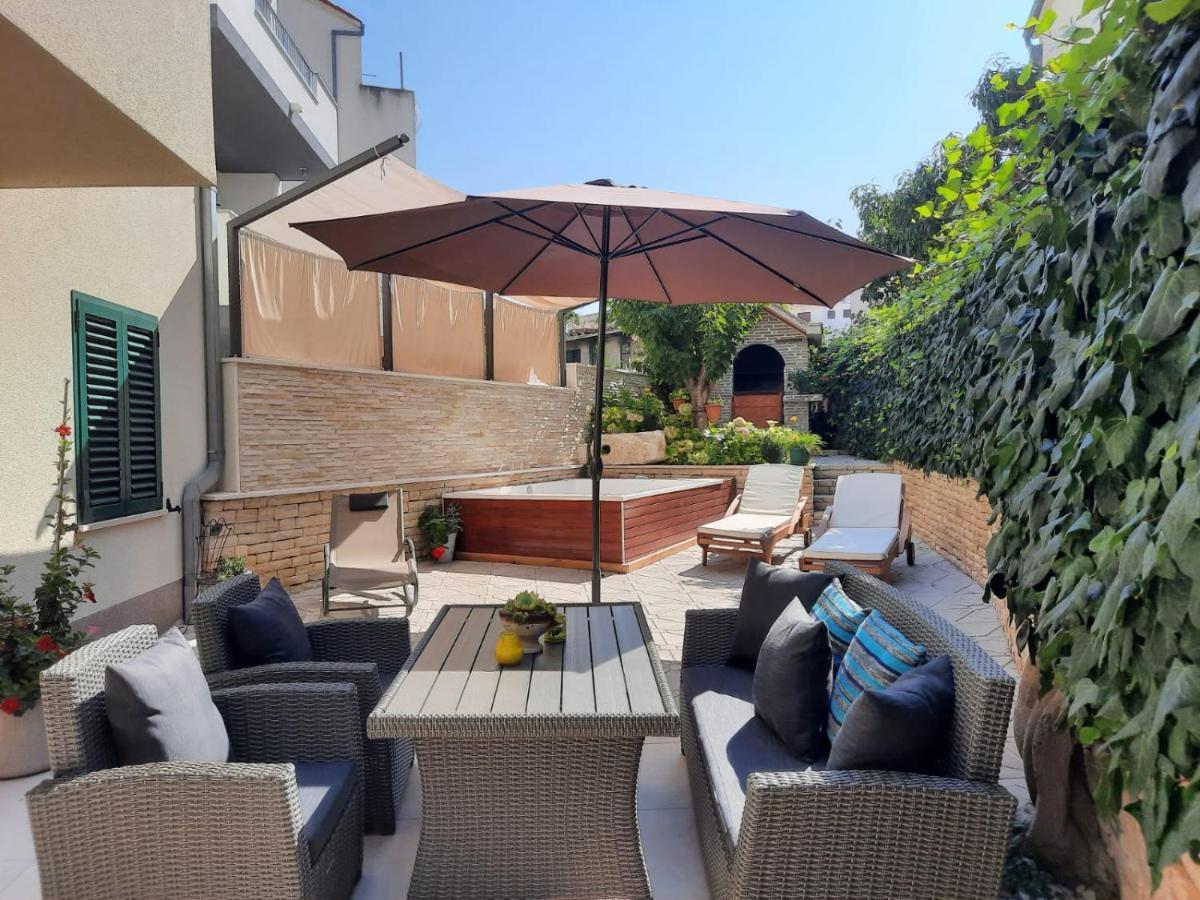 Apartments Vukovic Подстрана Экстерьер фото