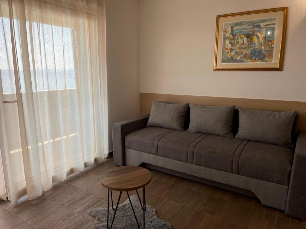 Apartments Vukovic Подстрана Экстерьер фото