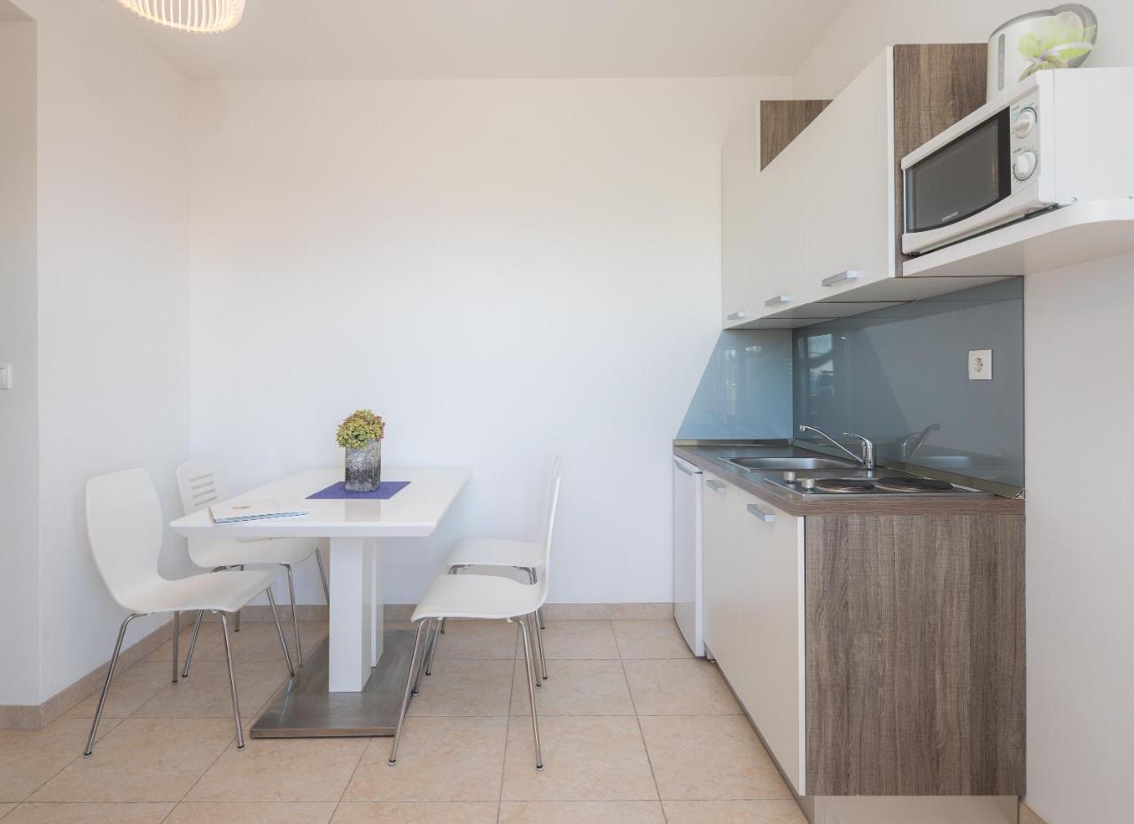 Apartments Vukovic Подстрана Экстерьер фото